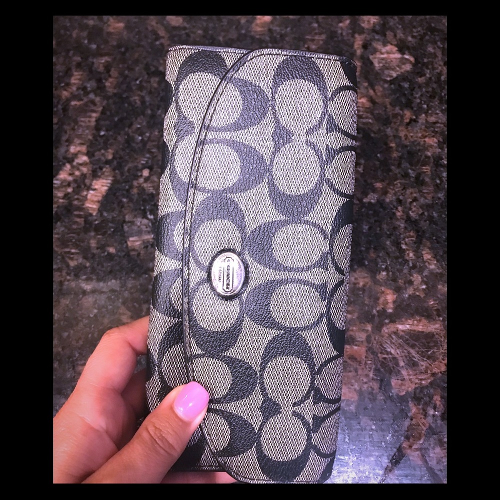 Coach wallet